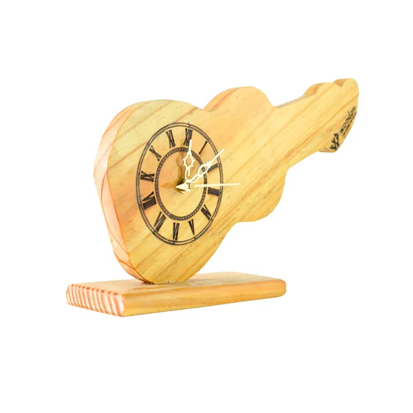 Pallet_Wood_Guitar_Shape_Wall_Clock