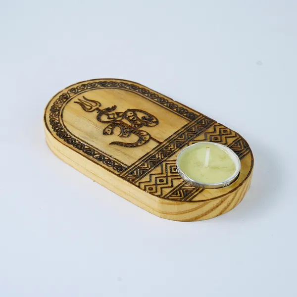 Wood_Oval_Engraved_Candle_Stand