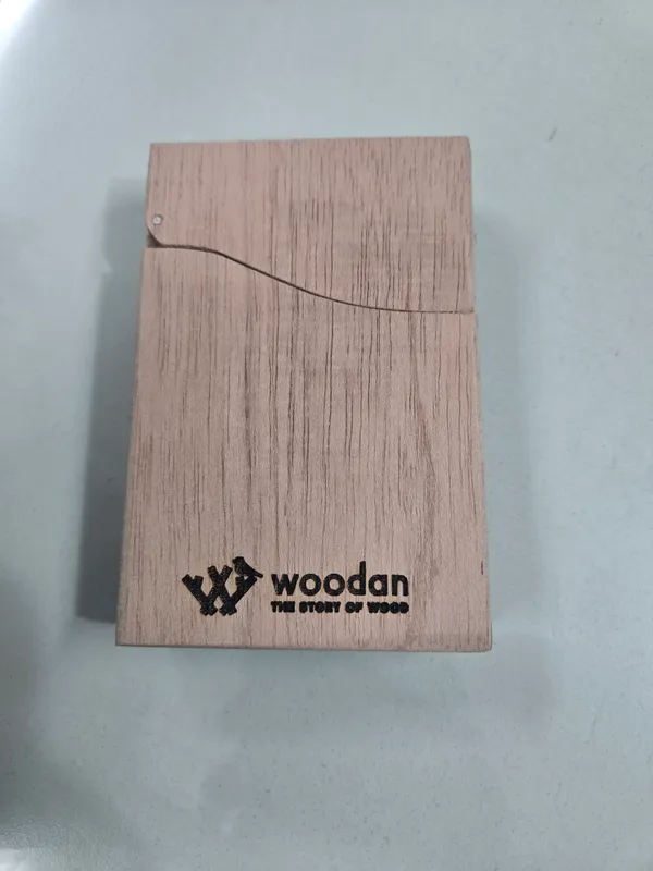 Pine_Wood_Visiting_Card_Holder