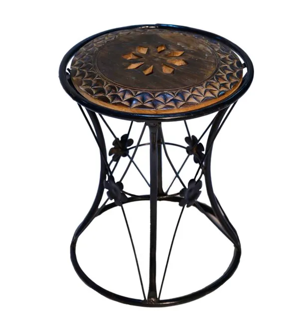 Wood_And_Metal_Handcrafted_Stool