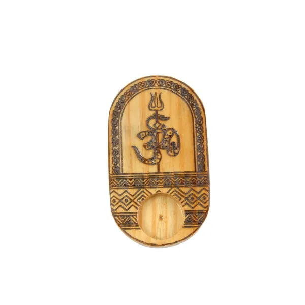 Wood_Oval_Engraved_Candle_Stand
