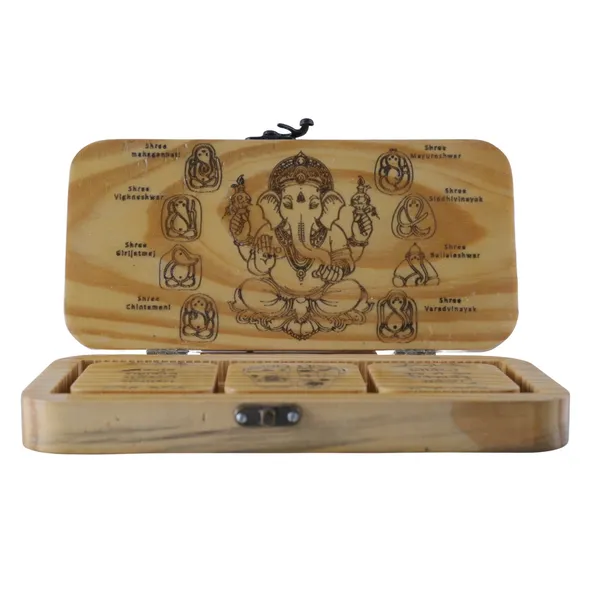 Wood_Ganesh_Darbaar_Decor_Showpiece