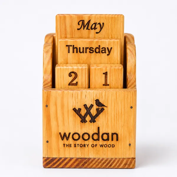 Wood_Perpetual_Vertical_Plate_Calendar