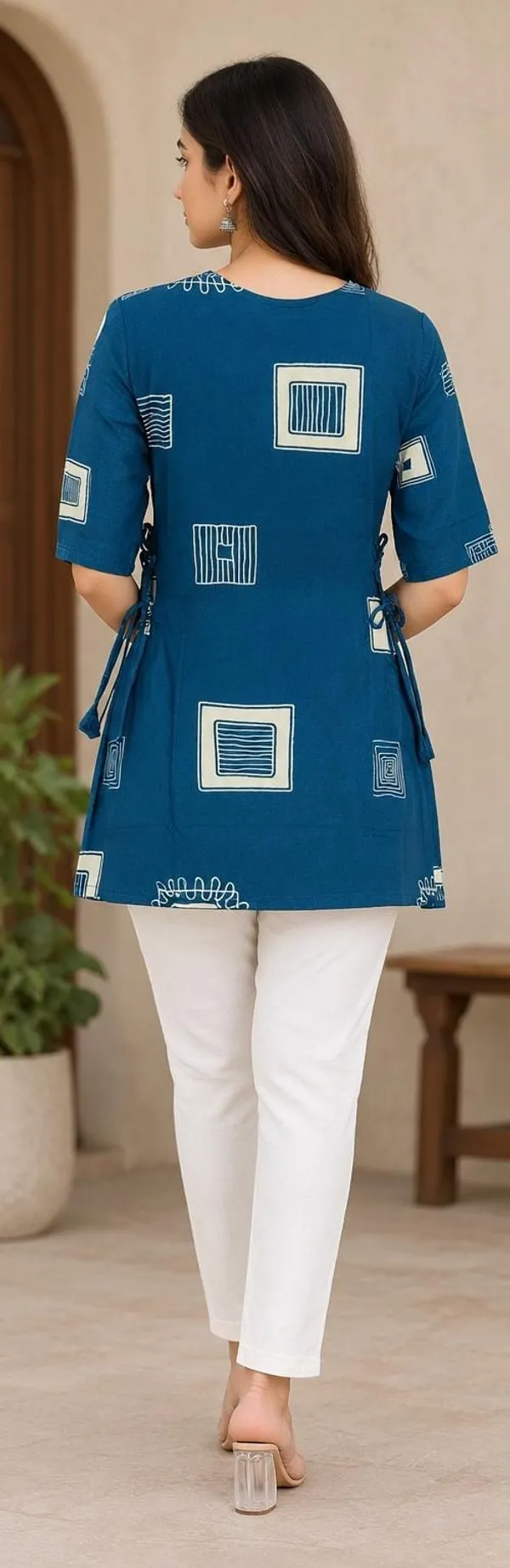 Blue_Cotton_Relaxed_Fit_Printed_Tunic_For_Women