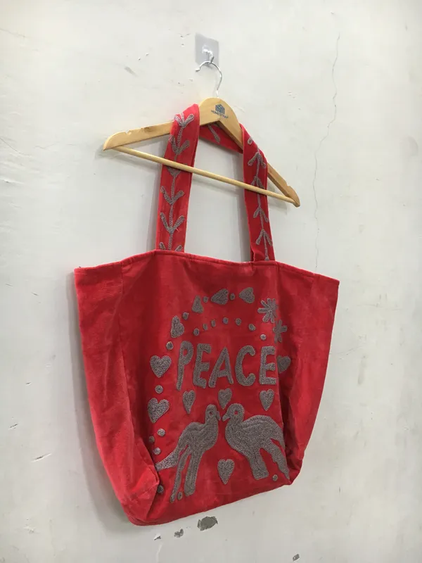 Red_Velvet_Embellished_Tote_Bag_For_Women
