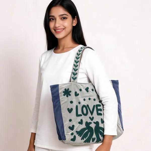 Blue_Velvet_Printed_Tote_Bag_For_Women