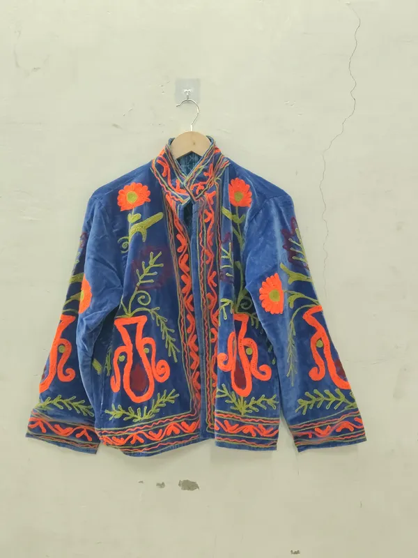 Blue_Velvet_Floral_Embroidered_Stand_Collar_Jacket_For_Women