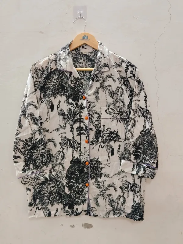 Black_White_Cotton_Tropical_Print_Night_Suit_For_Women