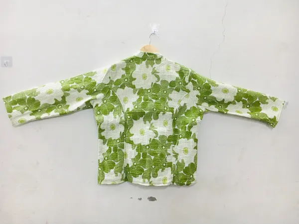 Green_Cotton_Floral_Print_Mandarin_Collar_Kurta_For_Women