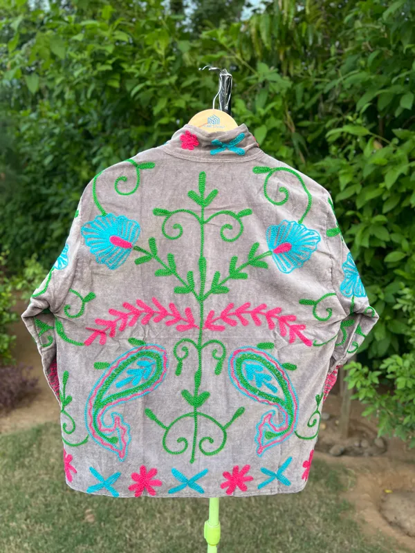 Grey_Velvet_Floral_Embroidered_Full_Sleeve_Jacket_For_Women