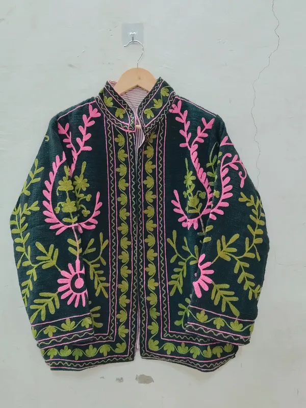 Dark_Green_Floral_Embroidered_Full_Sleeve_Jacket_For_Women