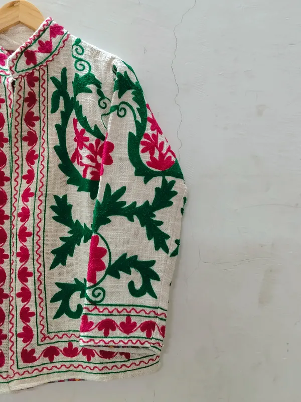 Cream_Floral_Embroidered_Ethnic_Full_Sleeve_Jacket_For_Women
