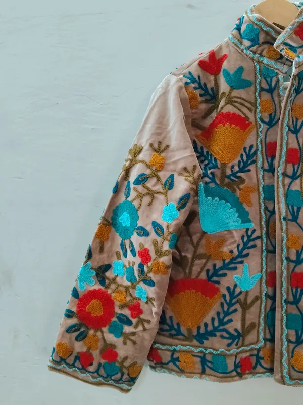 Beige_Velvet_Floral_Embroidered_Zip_Front_Jacket_For_Women