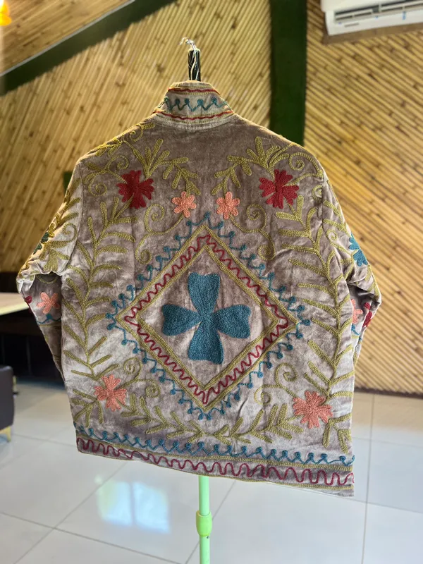 Grey_Velvet_Floral_Embroidered_Jacket_For_Women