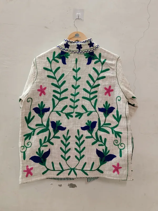 Cream_Floral_Embroidered_Full_Sleeve_Ethnic_Jacket_For_Women