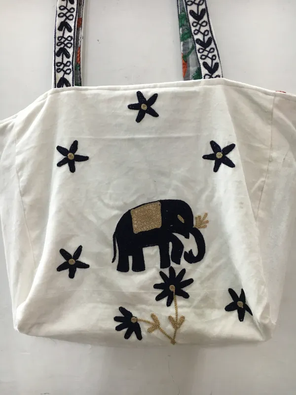 White_Velvet_Elephant_Print_Tote_Bag_For_Women