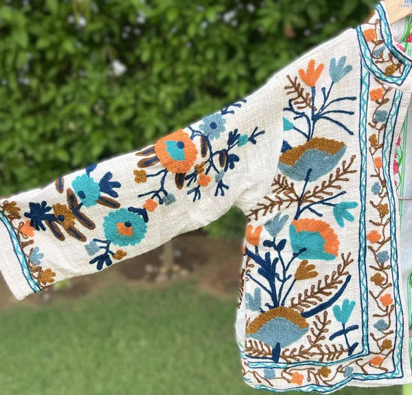 White_Floral_Embroidered_Open_Front_Ethnic_Jacket_For_Women