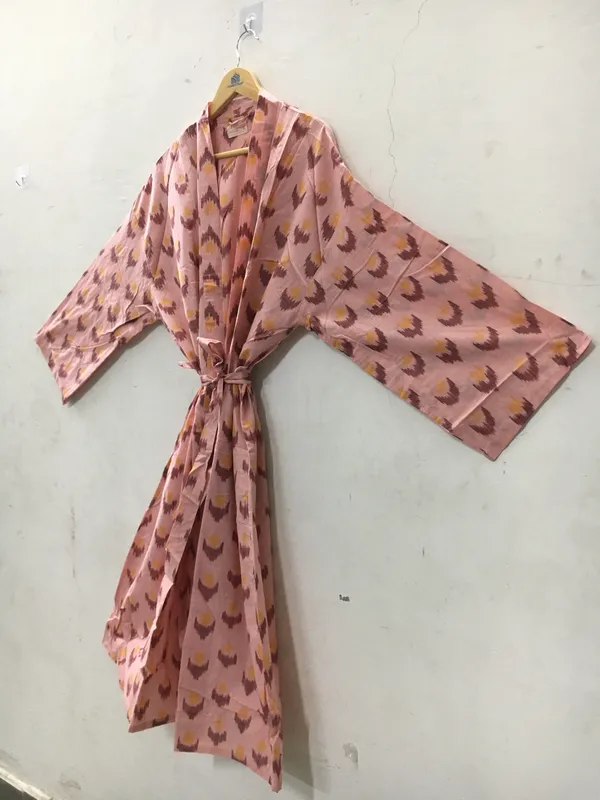 Pink_Cotton_Floral_Print_Relaxed_Fit_Kimono_Robe_For_Women