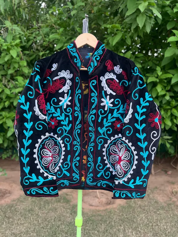 Black_Velvet_Embroidered_Jacket_For_Women