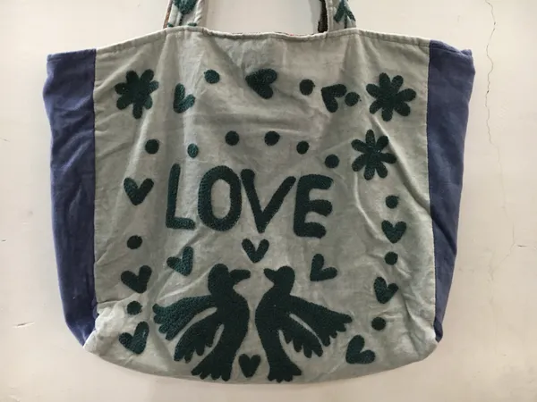 Blue_Velvet_Printed_Tote_Bag_For_Women