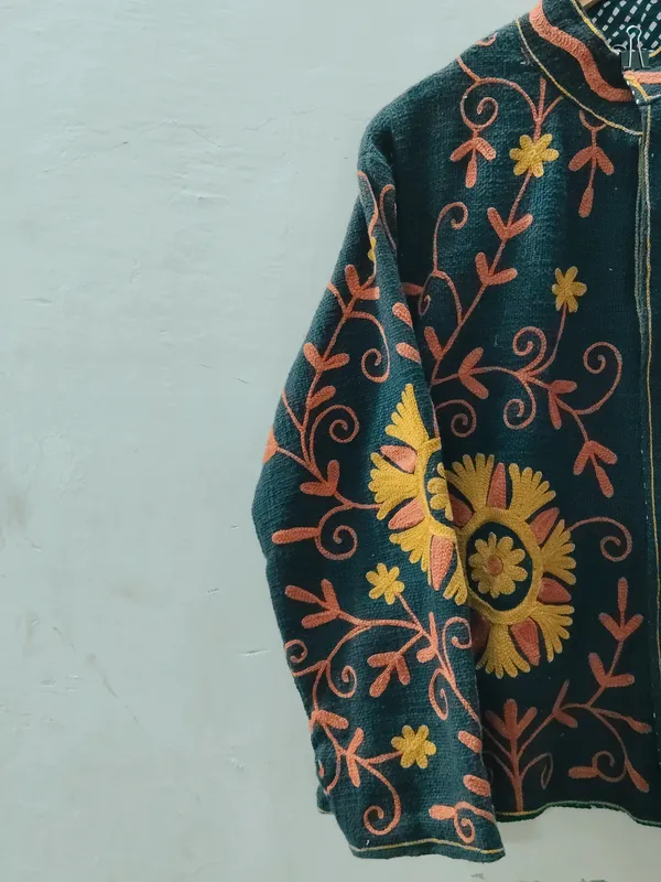 Green_Floral_Embroidered_Full_Sleeve_Jacket_For_Women