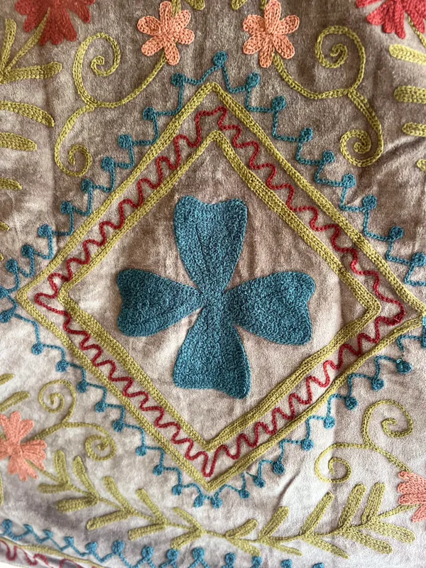 Grey_Velvet_Floral_Embroidered_Jacket_For_Women