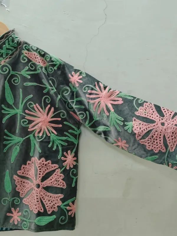 Black_Velvet_Floral_Embroidered_Jacket_For_Women