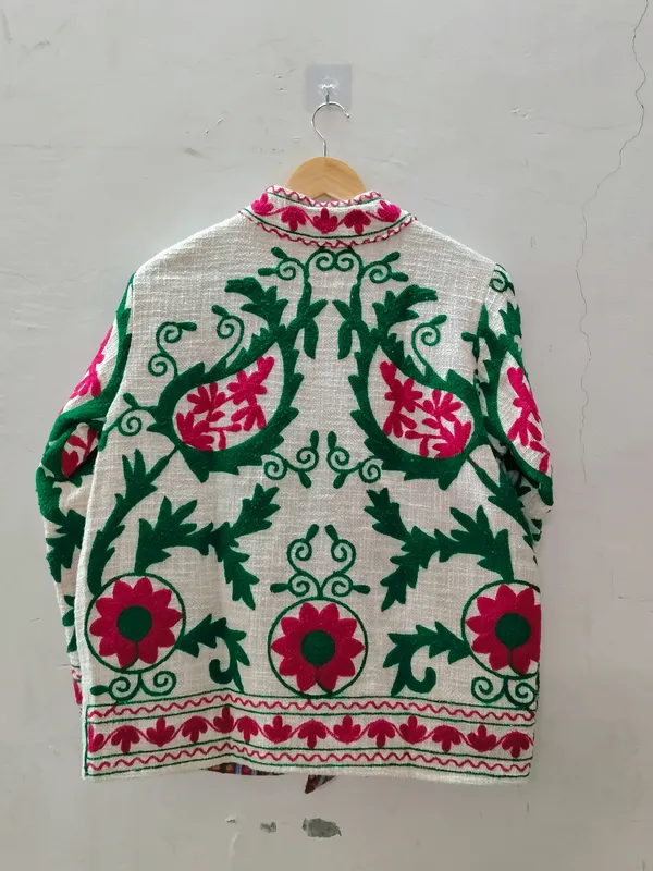Cream_Floral_Embroidered_Ethnic_Full_Sleeve_Jacket_For_Women