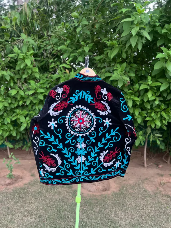 Black_Velvet_Embroidered_Jacket_For_Women