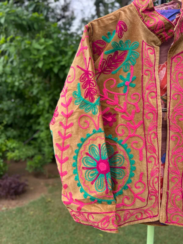 Brown_Velvet_Floral_Embroidered_Jacket_For_Women