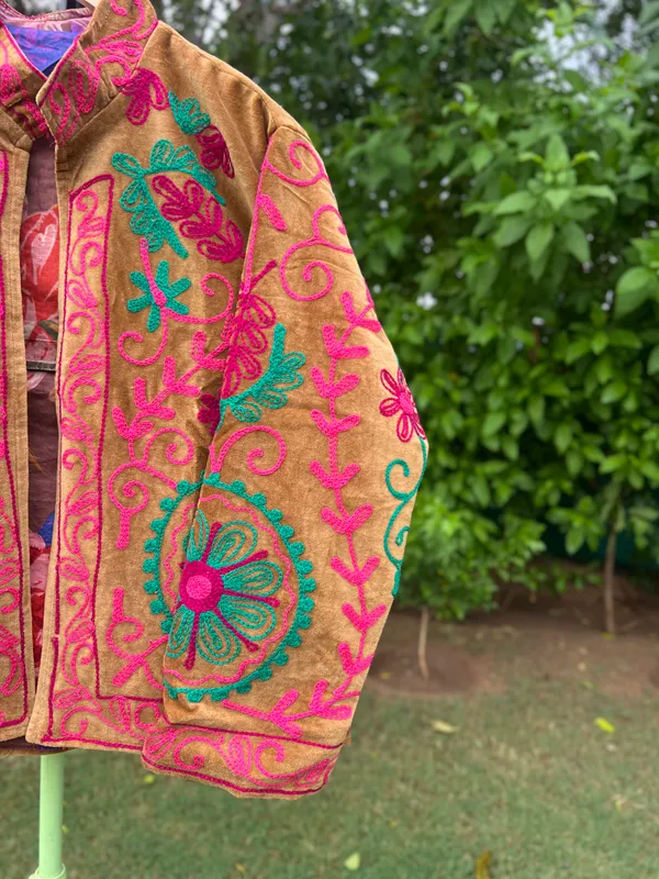 Brown_Velvet_Floral_Embroidered_Jacket_For_Women