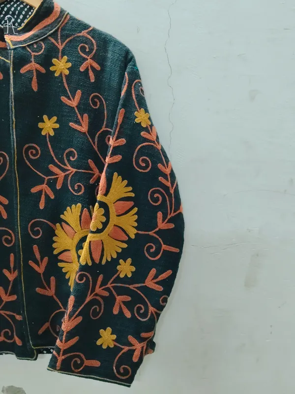 Green_Floral_Embroidered_Full_Sleeve_Jacket_For_Women