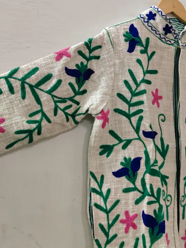 Cream_Floral_Embroidered_Full_Sleeve_Ethnic_Jacket_For_Women