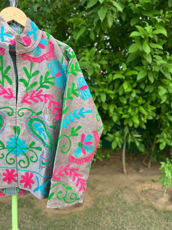 Grey_Velvet_Floral_Embroidered_Full_Sleeve_Jacket_For_Women