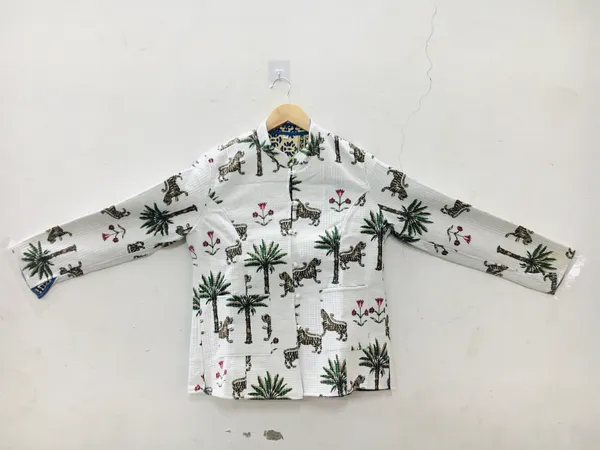 White_Cotton_Botanical_Print_Full_Sleeve_Jacket_For_Women