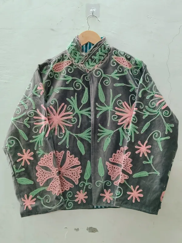 Black_Velvet_Floral_Embroidered_Jacket_For_Women
