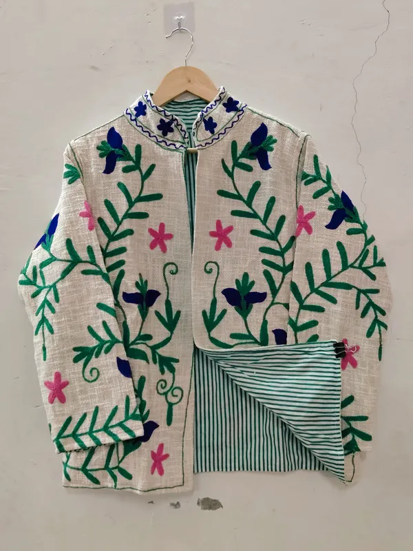 Cream_Floral_Embroidered_Full_Sleeve_Ethnic_Jacket_For_Women