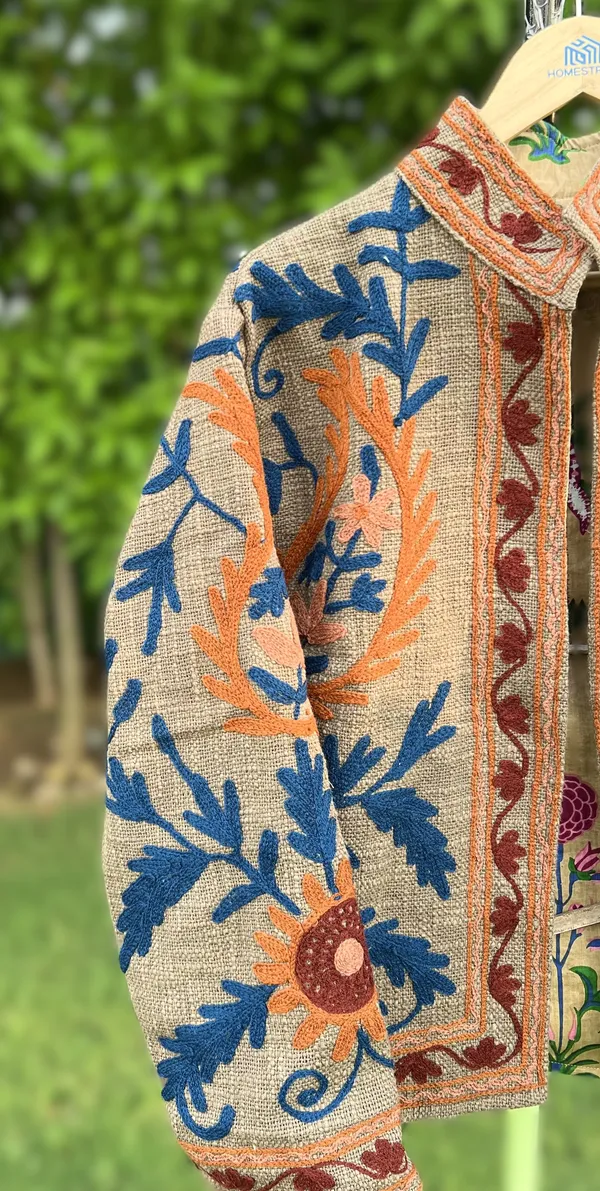 Beige_Floral_Embroidered_Full_Sleeve_Ethnic_Jacket_For_Women