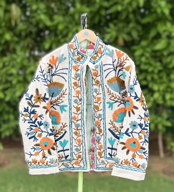 White_Floral_Embroidered_Open_Front_Ethnic_Jacket_For_Women