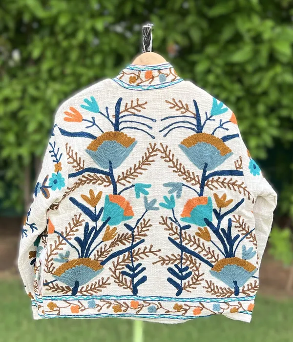 White_Floral_Embroidered_Open_Front_Ethnic_Jacket_For_Women