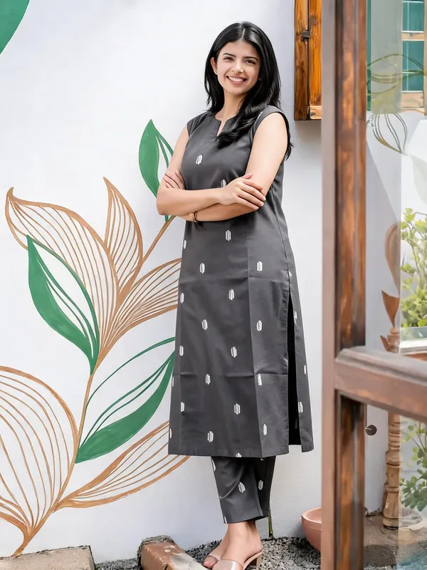 Grey_Cotton_Kurta_Set_For_Women