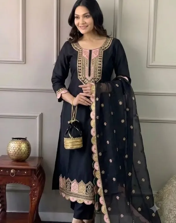 Black_Rayon_Slub_Straight_Embroidered_Kurta_Set_For_Women