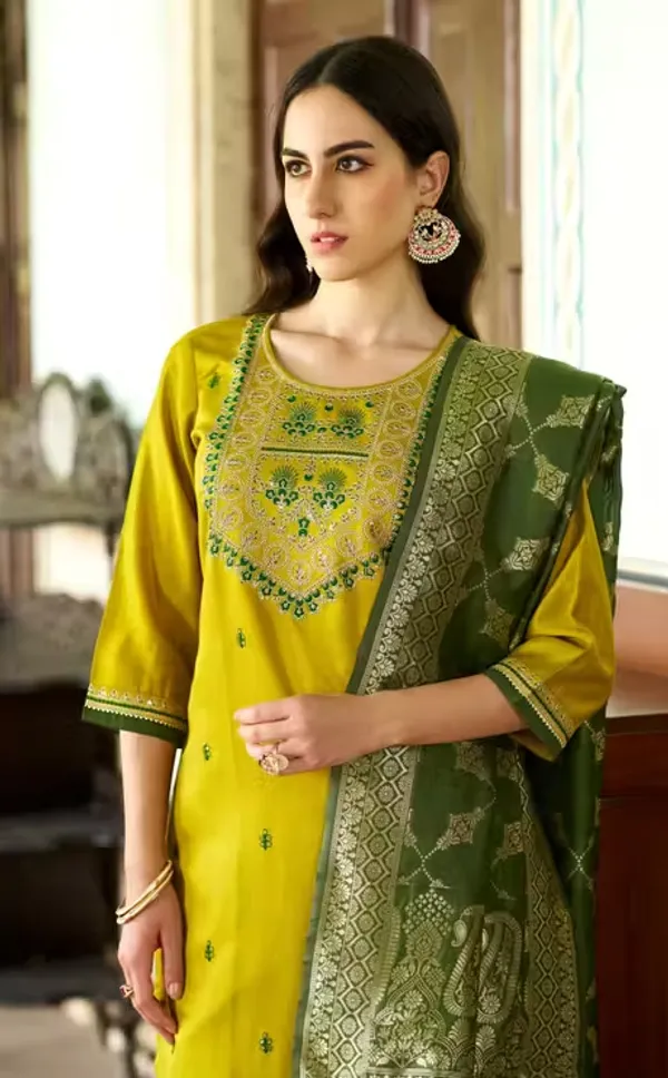 Lemon_Yellow_Rayon_Slub_Kurta_Set_For_Women