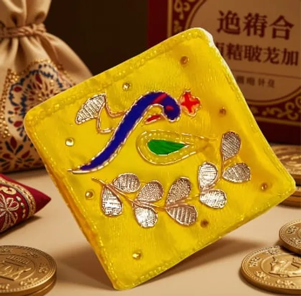 Poly_Silk_Traditional_Peacock_Floral_Decorative_Square_Plaque
