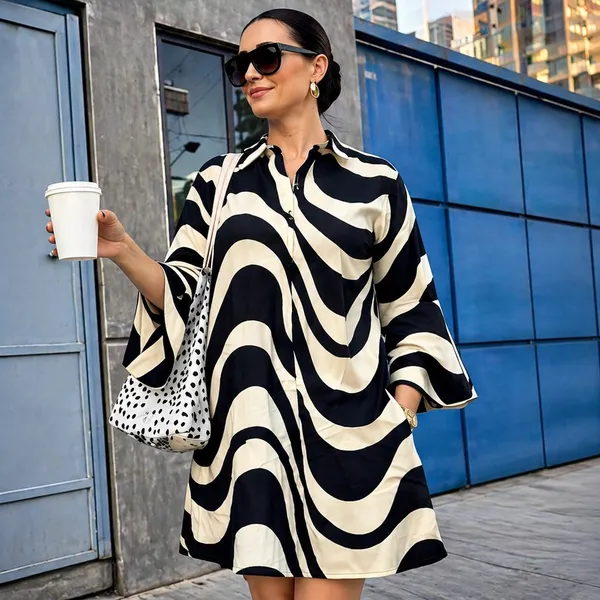 Black_And_White_Cotton_Oversized_Wave_Print_Shirt_Dress_For_Women