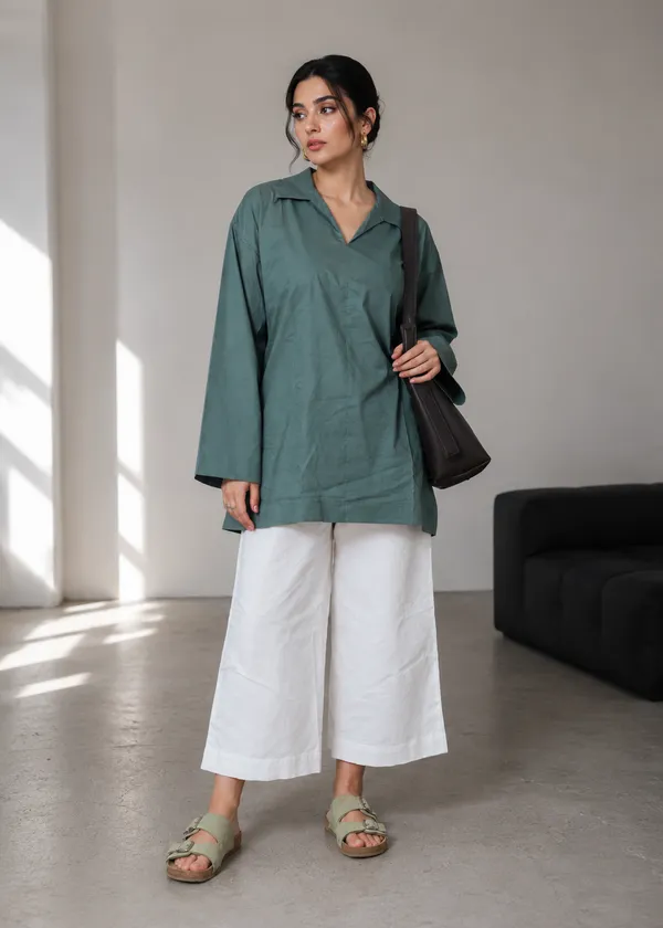 Green_Cotton_Relaxed_Bell_Sleeve_Collared_Shirt_Dress_For_Women