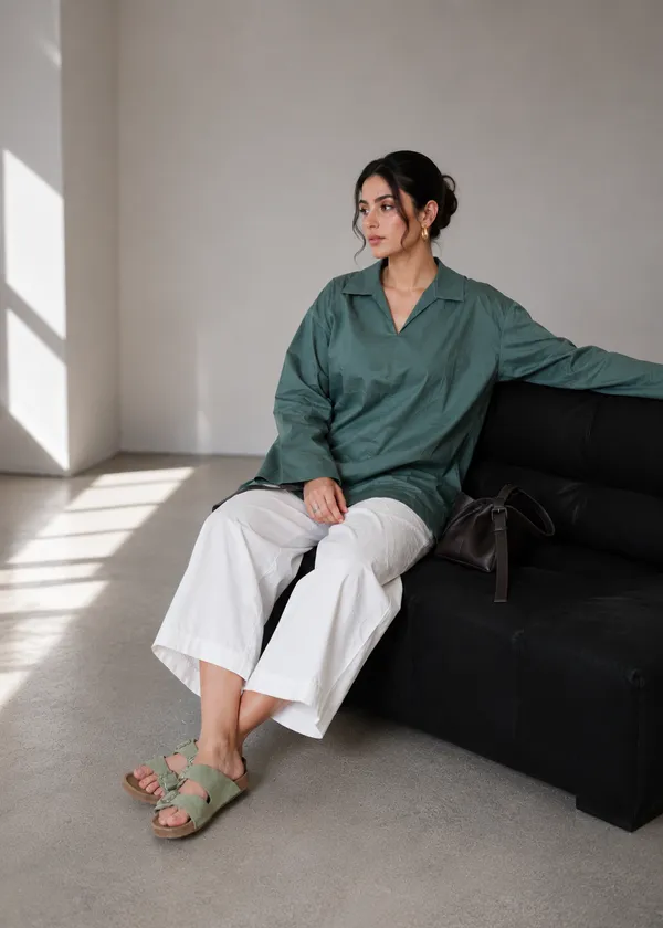 Green_Cotton_Relaxed_Bell_Sleeve_Collared_Shirt_Dress_For_Women