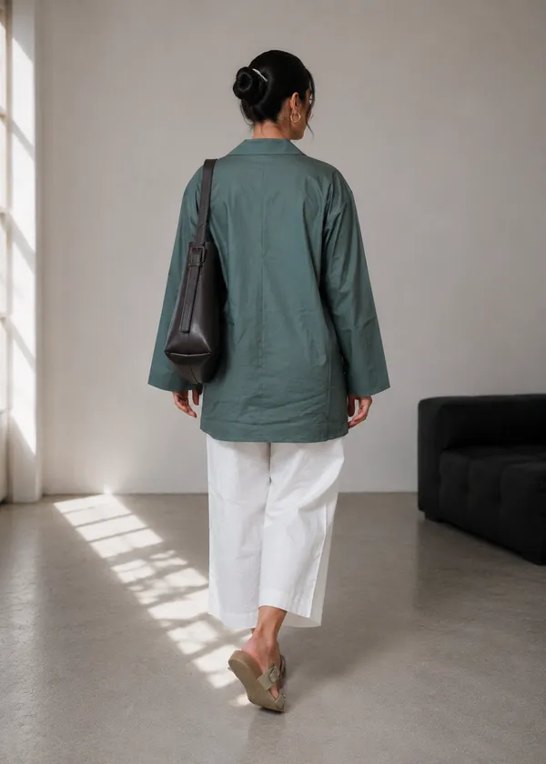 Green_Cotton_Relaxed_Bell_Sleeve_Collared_Shirt_Dress_For_Women