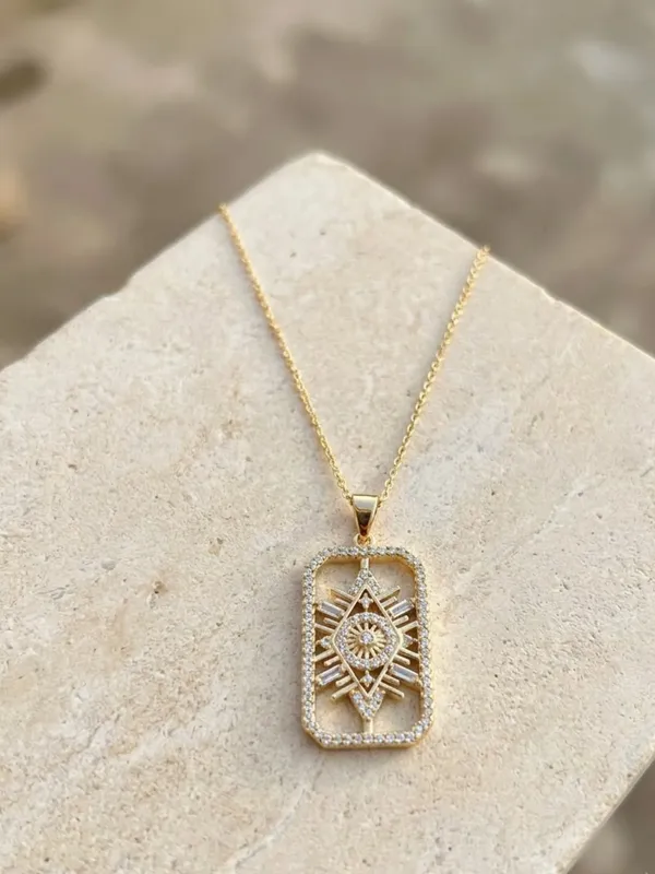 Pendants_&_Lockets_for_women