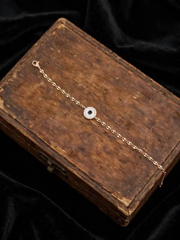 Bracelets_for_women